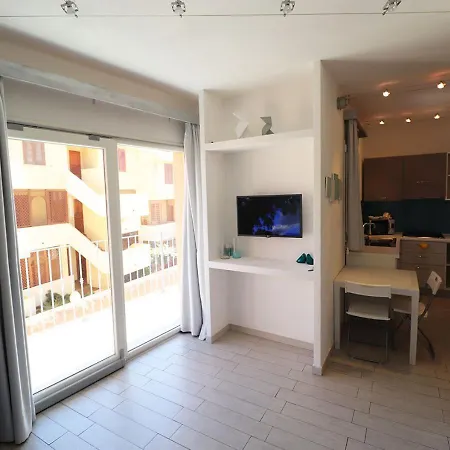Apartment Laureliving Spargi *